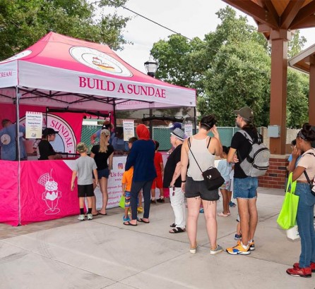 Why Custom Pop-Up Tents Still Win at Outdoor Events